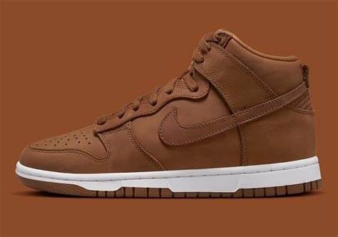 nike dunks mid brown|Nike dunks brown suede.